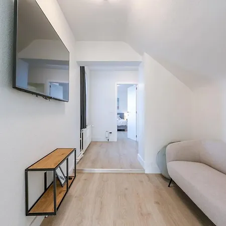 Huswell - Spacious House With Sunny Garden Brugge